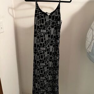 Black and White Geometric Pattern Dress